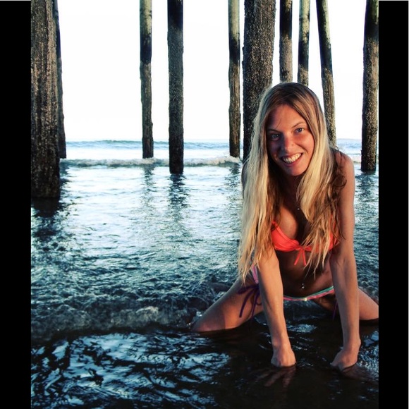 Meet your Posher, Melissa Ambassador of Poshmark💕 - Picture 5 of 8